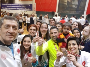 Sur Bayan Futsal Takımı Türkiye 3’üncüsü Oldu