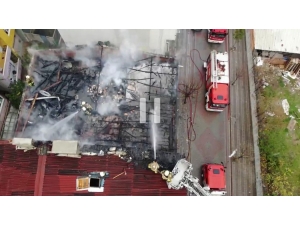Sultangazi’de Küle Dönen Çatı Havadan Görüntülendi
