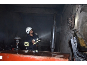 Hatay’da Hurda Deposu Kundaklandı