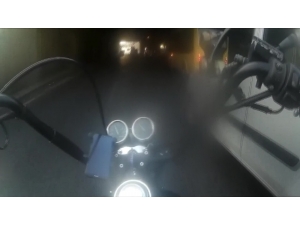 İstanbul’da Motosikletliler, Üzerilerine Direksiyonu Kıran Sürücülere Sert Tepki Gösterdi