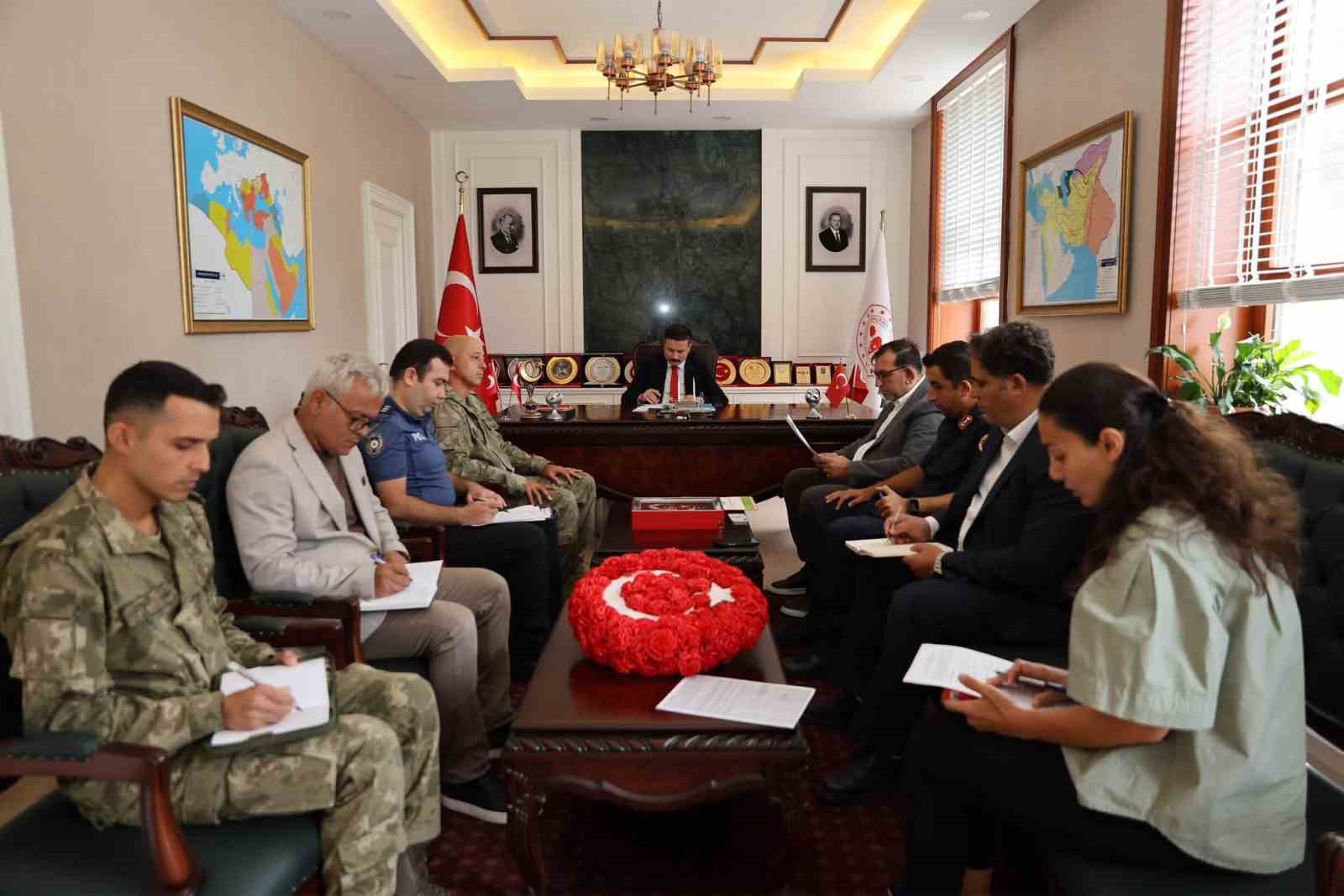 gokceada-nin-kurtulus-gunu-ve-19-eylul-gaziler-gunu-hazirliklari-basladi