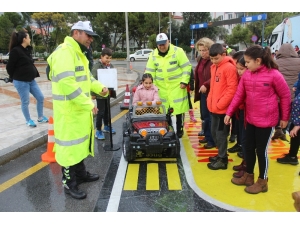 Mobil Trafik Eğitim Tırı, Muğla’da Ziyarete Açıldı