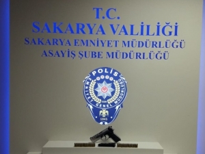 Ziynet Eşyası Ve Silah Çalan Şahıslar Tutuklandı