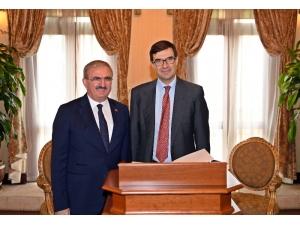 Turizmdeki Büyüme, En Büyük Rakip İspanya’yı Şaşırttı