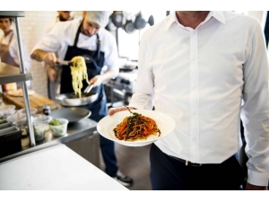 "4 Kap Yemek 9 Liradan Ucuz Olamaz"