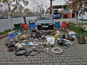 Bağ Evinden 40 Parça Malzeme Çalan Zanlılar Yakalandı