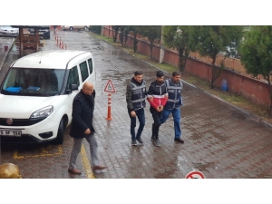 Oto Teyp Hırsızlığında 1 Kişi Tutuklandı