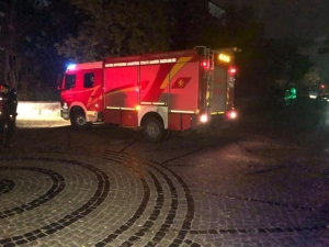 Ankara Kalesi’nden Düşen Genç Kız Ağır Yaralandı