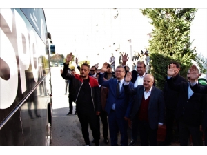 Vali Çakacak Ve Emniyet Müdürü Dinç, Es-es Kafilesini İzmir’e Uğurladı