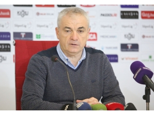 Rıza Çalımbay: “Disiplin İçindeyiz”