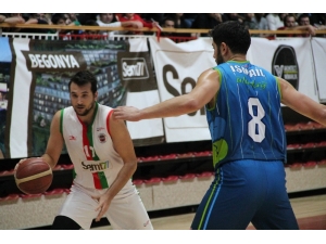 Türkiye Basketbol Ligi: Yalovaspor: 89 - Balıkesir Büyükşehir Belediyespor: 87