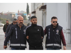 Eşini Elinden Alan Arkadaşını Öldürdü