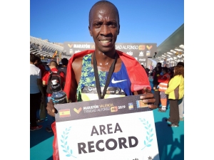 Valencia Maratonu’nda Kaan Kigen Özbilen’den Rekor