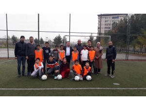 Bağlar Belediyespor Farklı Kazandı