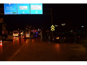 İnegöl’de Zincirleme Kazada 9 Araç Birbirine Girdi