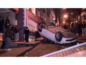 Otomobilin Sokak İçerisinde Takla Attığı Anlar Kamerada