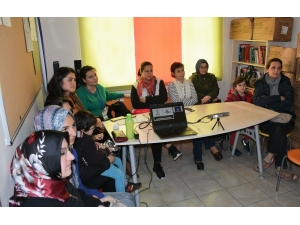 Yeşim’den Annelere Eğitim