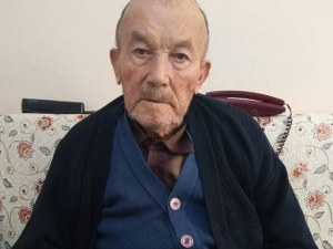 Demirci’de Yaşlı Adam Evinde Ölü Bulundu