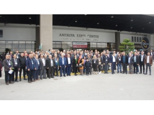 Aydın Ticaret Borsası Üyelerini Sera Ve Tarım Teknolojilerini Yerinde Gördü