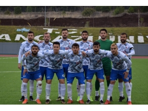 Anadolu Üniversitesi Evinde 3 Puanı Aldı