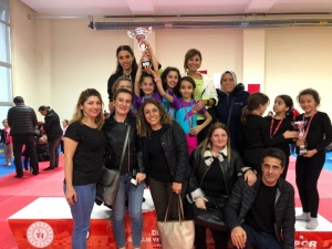 Minik Cimnastikçilerden Başarı