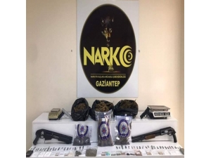 Narkotik Ekipleri Ülke Genelinde 499 Şüpheliyi Yakaladı