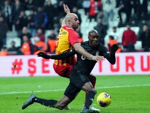 Süper Lig: Beşiktaş: 3 - İ.m. Kayserispor: 0 (İlk Yarı)