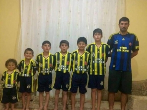 Sosyal Medyada Yankılanan Fanatik Fenerbahçeli Aile