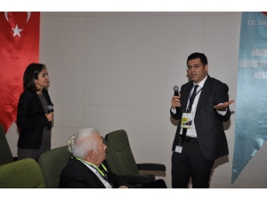 Prof. Dr. Çil: "Erken Teşhis Kanser Tedavisinde Başarıyı Arttırıyor"