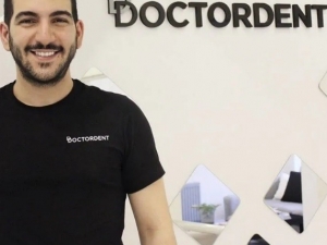 Diş Tellerinde Şeffaf Plak Fark Oluşturuyor