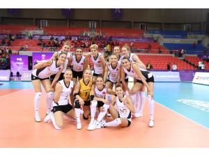 Vakıfbank, Dünya Şampiyonası’na Galibiyetle Başladı