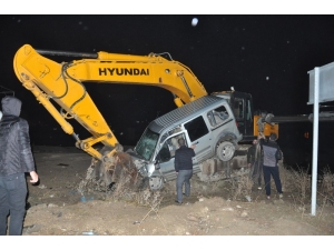 Yüksekova’da Trafik Kazası: 4 Yaralı