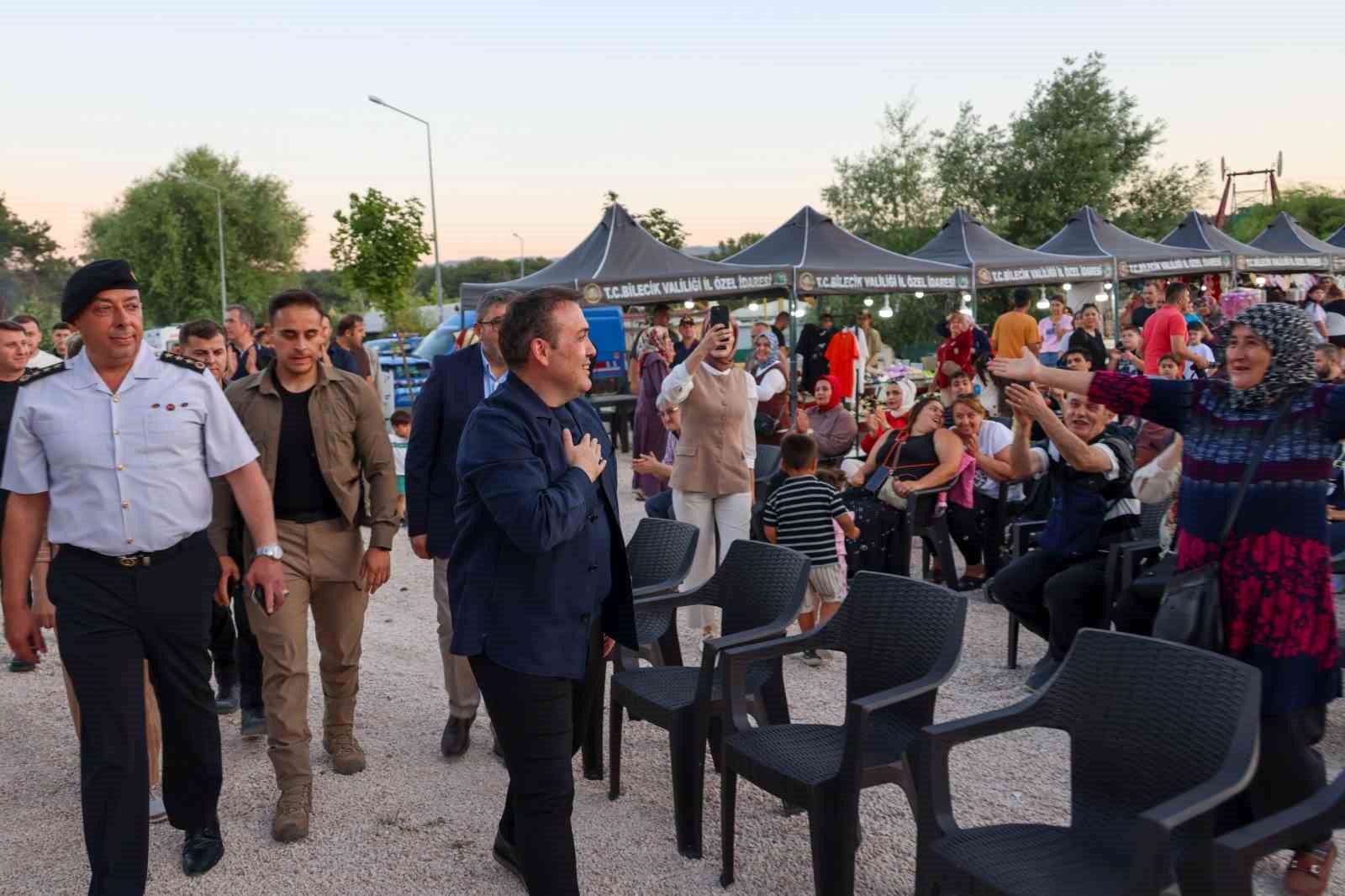 bilecik-te-festival-coskusu-yasandi