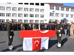 Şehit Alparslan Kurt Toprağa Verildi