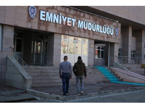 Kendi Vatandaşlarını Dolandırmaya Kalktılar