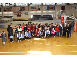 Başkan Akın’dan Engelli Basketbol Takımı Müjdesi