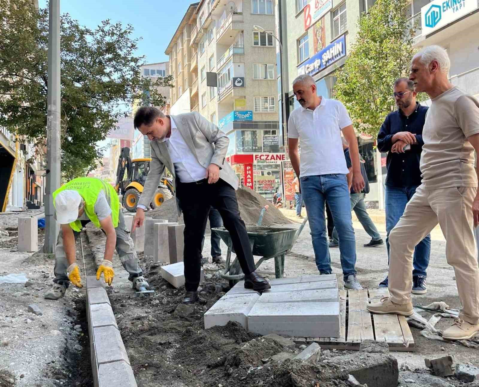 baskan-ucar-yakutiye-icin-durmak-yok-yola-devam