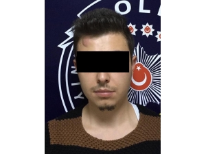 Sokak Ortasında Uyuşturucu Satışı Yapan Zanlılar Suçüstü Yakalandı