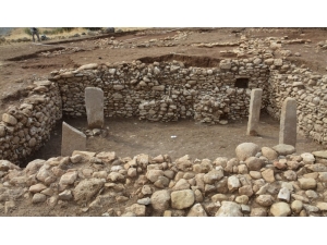 Boncuklu Tarlanın Tarihinin Göbeklitepe’den Daha Eskiye Dayandığı Ortaya Çıktı