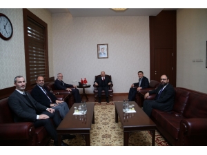 Vali Çakacak, İş Dünyasının Temsilcilerini Kabul Etti