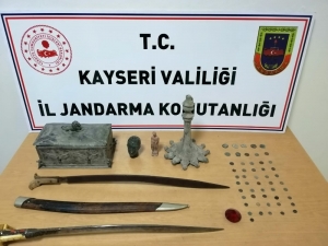 Jandarmadan Tarihi Eser Kılıç Operasyonu