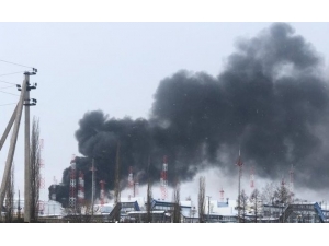 Rusya’dan Diğer Ülkelere Petrol Pompalayan Tesiste Patlama