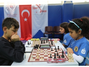 “Küçükler Satranç Sivas İl Birinciliği” Sona Erdi