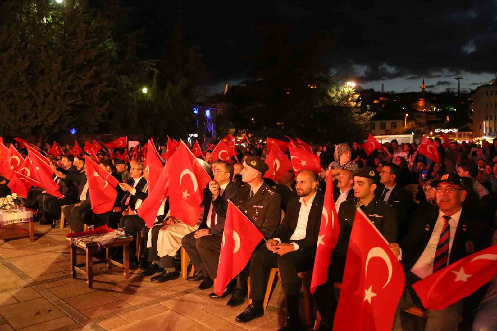 kastamonu-da-15-temmuz-sehitleri-dualarla-anildi-okunan-selalar-duygusal-anlar-yasatti