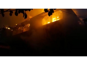 Erbaa’da Yangın 3 Evi Sardı