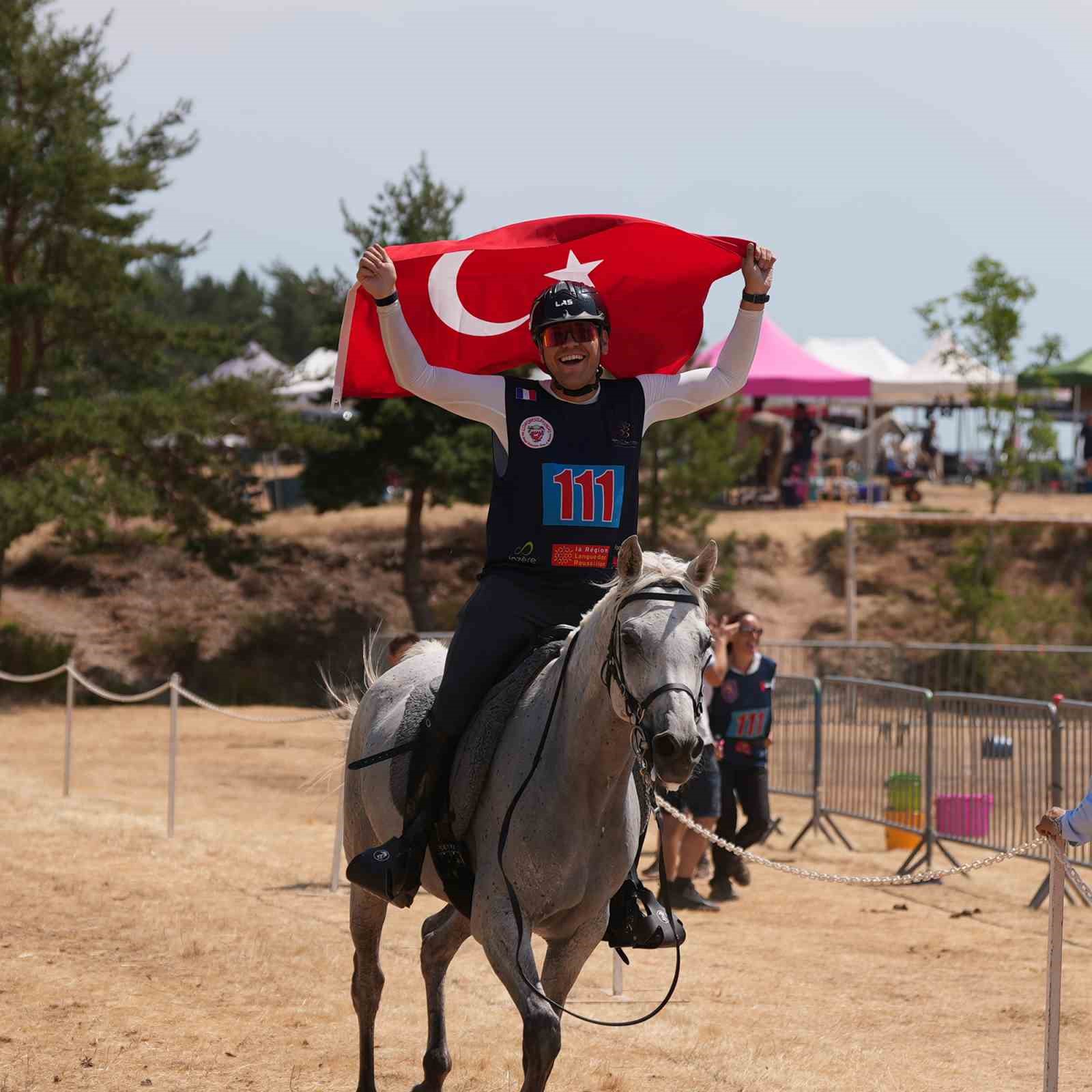 oguz-alper-oktem-milli-sporcu-oluyor