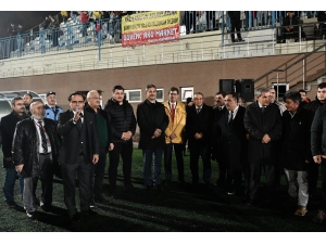 Mamak, Rıza Kayaalp 5. Futbol Turnuvası’na Ev Sahipliği Yaptı