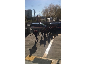 Şuhut’ta Jandarma Ekipleri Hayvan Hırsızlarını Enseledi