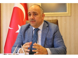 Erkek Memurdan Kadın Güvenlik Görevlilerine Şiddet