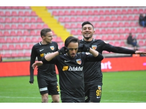 Ziraat Türkiye Kupası: Kayserispor: 3 - Manisa Fk: 2 (Maç Sonucu)